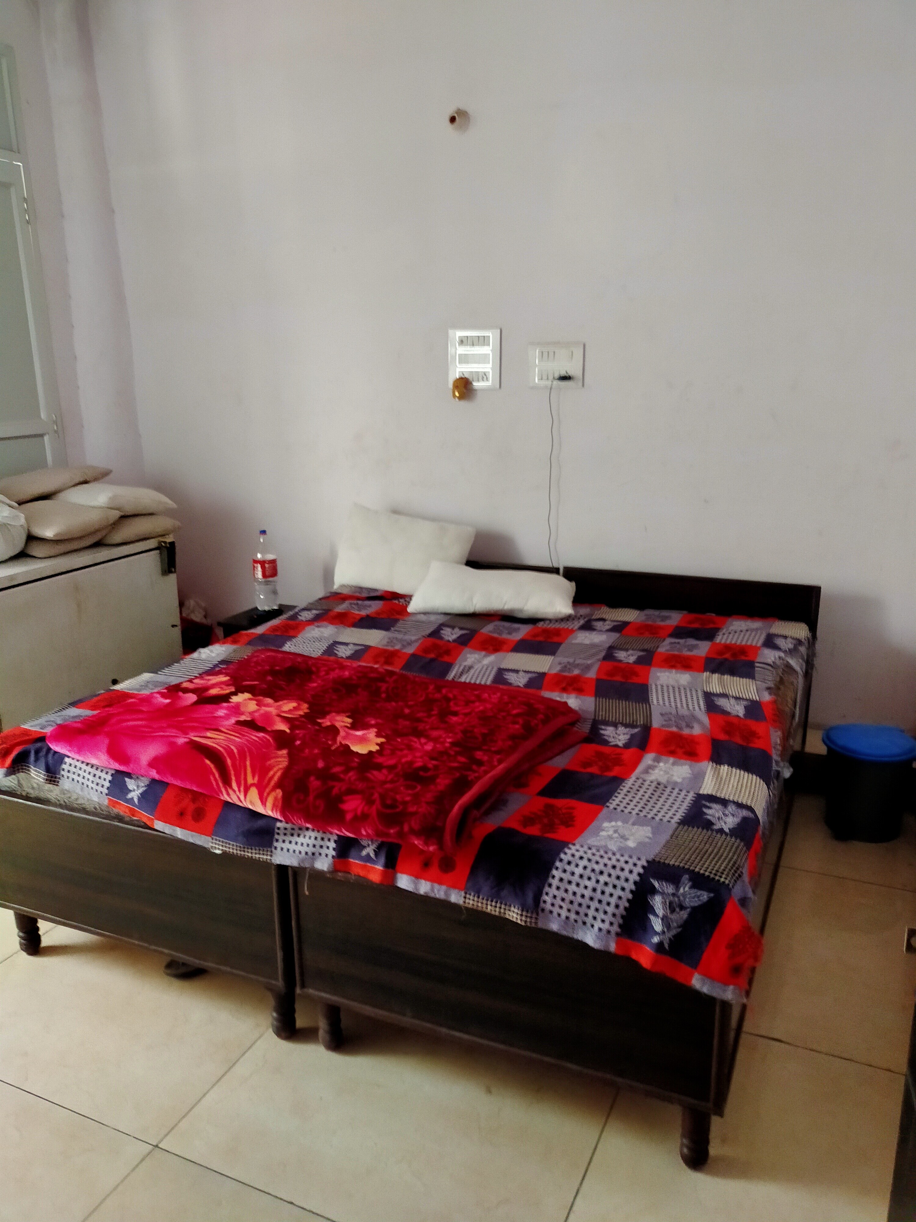 Hotel O Glaxy Hotel - Tap to explore photos