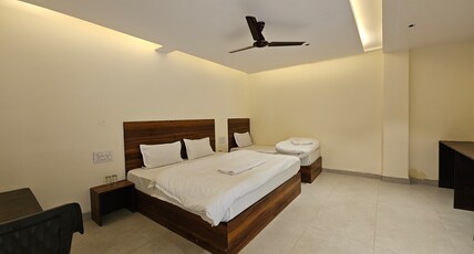 Manikaran View Room Type - Family Room 2