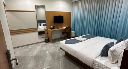 HOTEL LUXURA Room Type - SUPER DELUXE