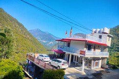 Bajrang Home Stay Kainchi Dham