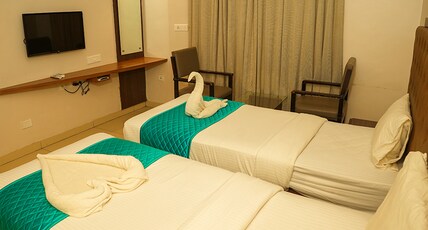 Goodland Residency  Room Type - Deluxe Room Twin Bed