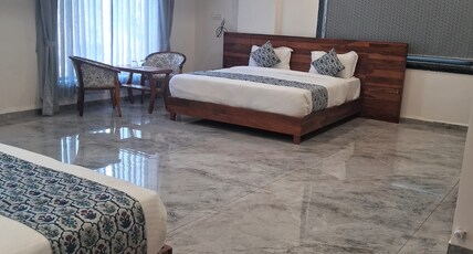 KING'SWAY HOTEL & RESORT Room Type - Family Room