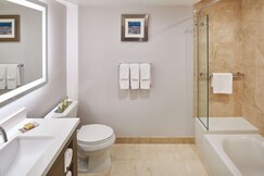 DoubleTree by Hilton Torrance - South Bay
