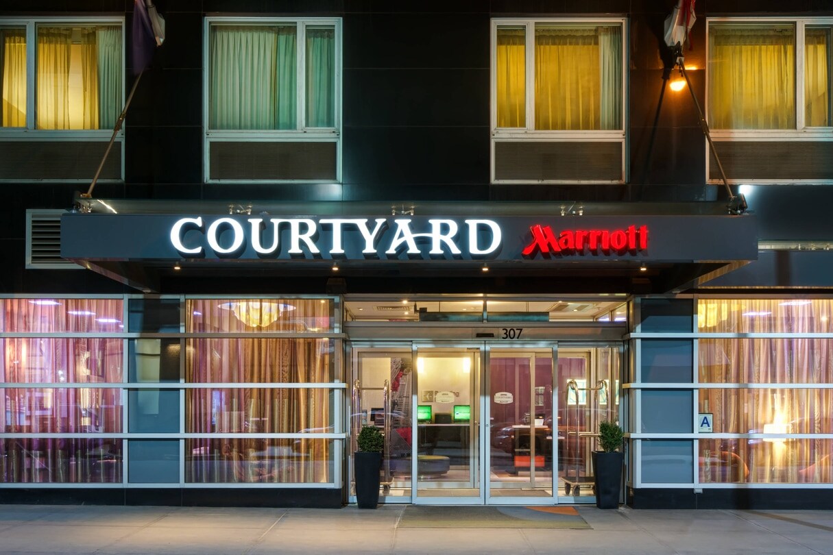 Courtyard by Marriott New York Manhattan/Times Square West - Tap to explore photos