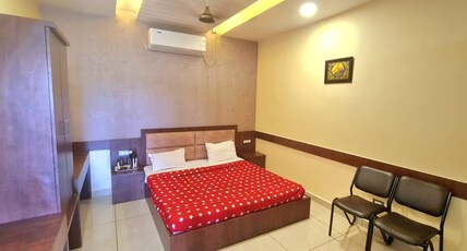 Hotel Utsav VIlas Room Type - Deluxe Room
