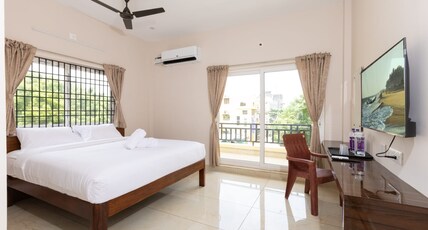 Blue Mount Room Type - Deluxe Room with balcony