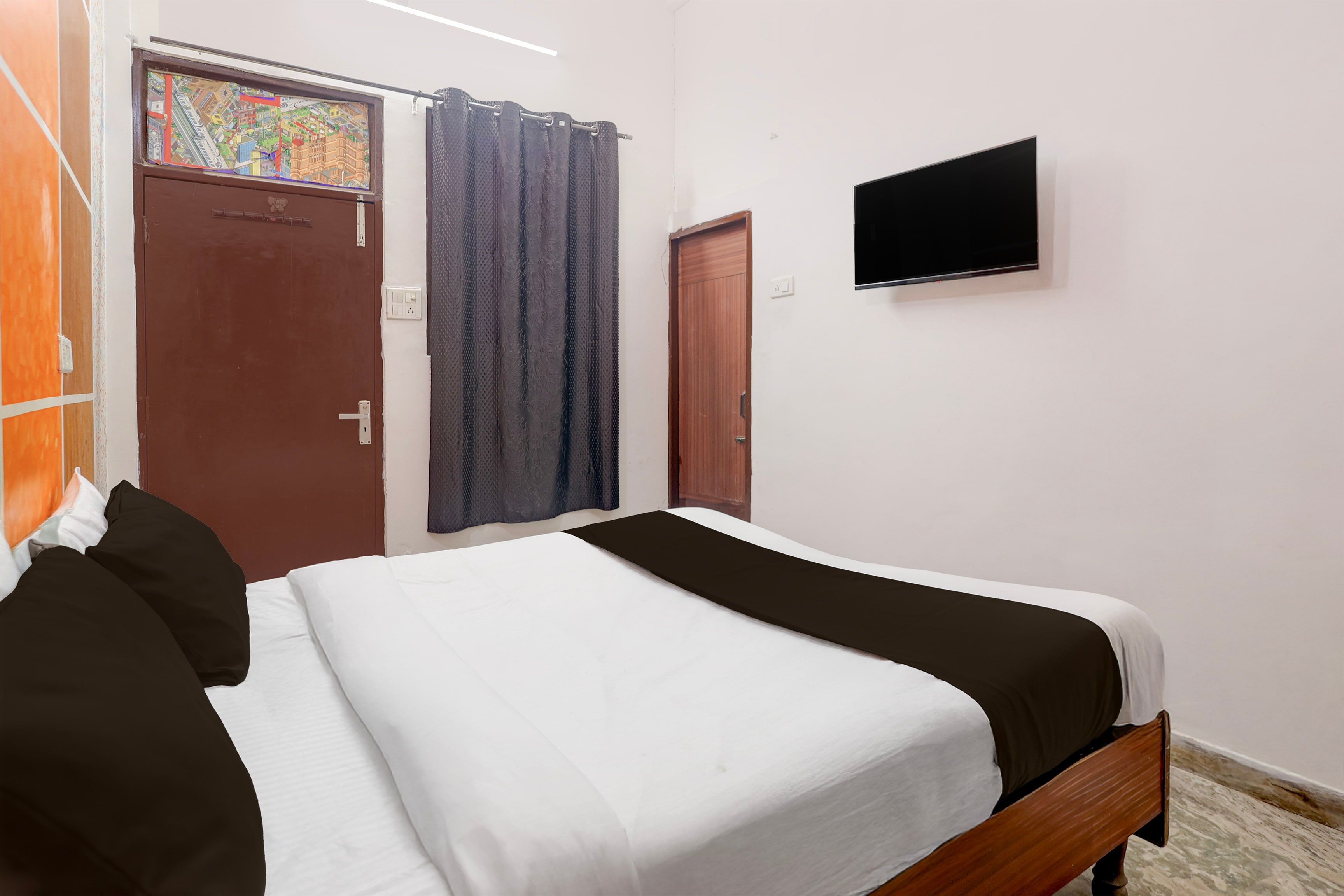 Hotel O by OYO Dariya Railway Station Formerly RR Villa - Tap to explore photos