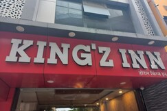HOTEL KINGZ INN