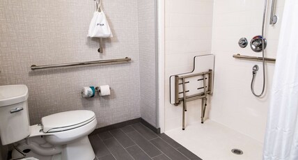 Hampton Inn Paris IL, IL Room Type - 1 KG HEARING ACC NOSMOK
