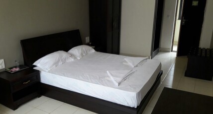 O9 Room Type - Deluxe Room