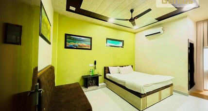 Pragati Heights Room Type - Super Deluxe Room