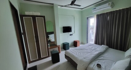 Hotel  Shreyanvi Room Type - Room 104