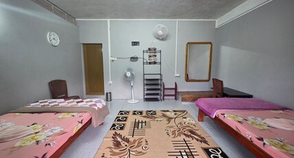 RI KHASI GUEST HOUSE Room Type - Family Room 1 