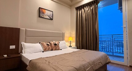 Seven Haven Premium Studio at ITC Omaxe Room Type - Bedroom