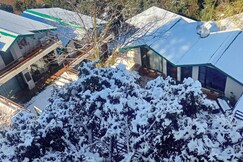 Woodsmoke Retreat (12kms before Shimla)