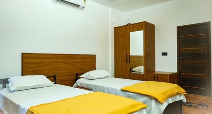 Athidhi Comfort E Premium Hostel Bed & Breakfast Room Type - Bedroom D3