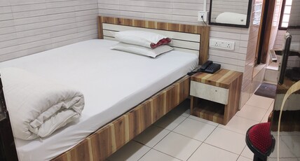 Hotel Bidhan Plaza Room Type - Ac DOUBLE BEDED ROOM