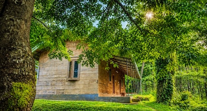 Karlad Lake Palace Waterfront Resort by stayRAa Room Type - Wooden Cottage With Two King Size Beds Karlad Lake Palace Waterfront Resort by stayRAa Room Type - Wooden Cottage With Two King Size Beds