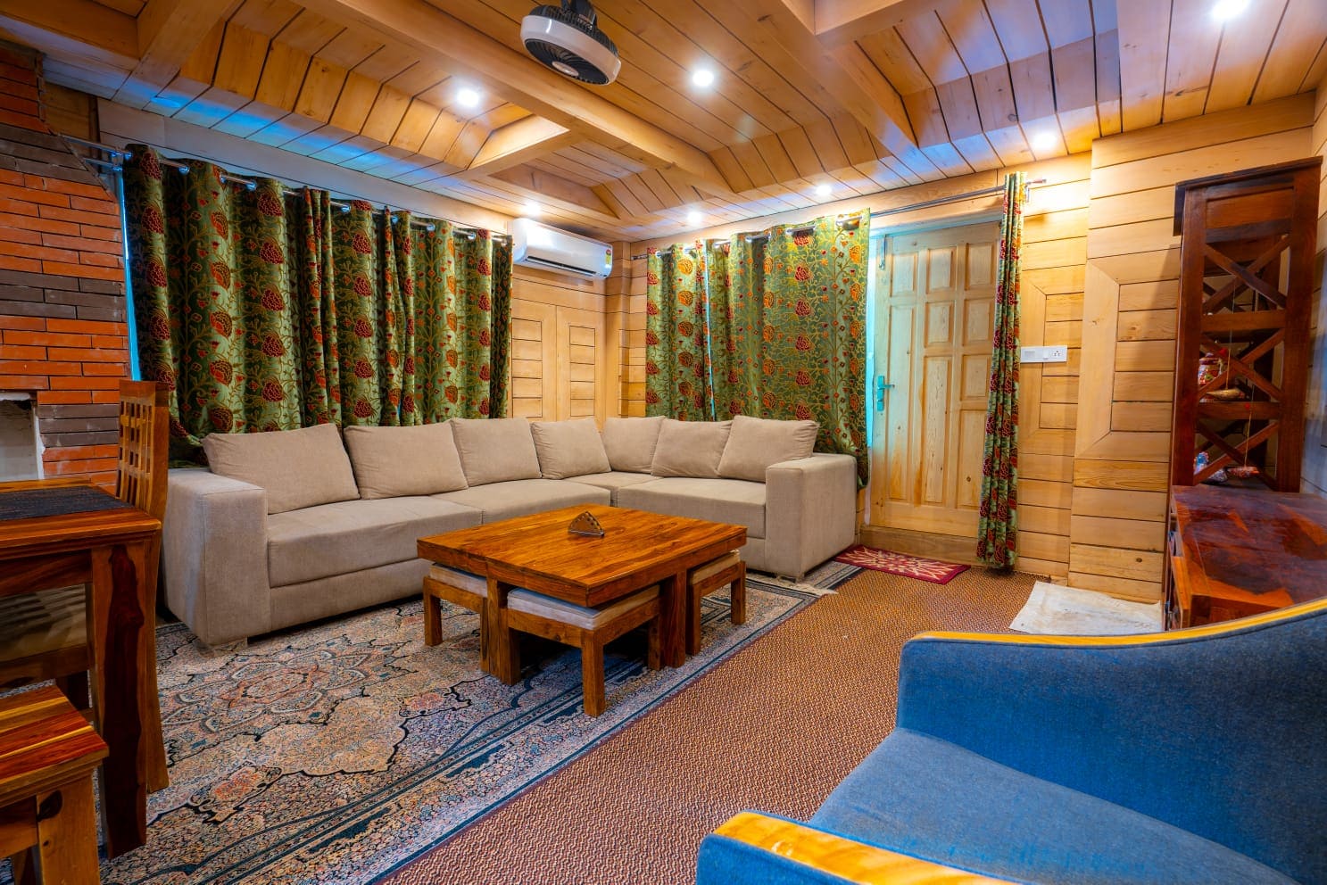 Riverfront Villa Entire 3BHK Cottage - Tap to explore photos