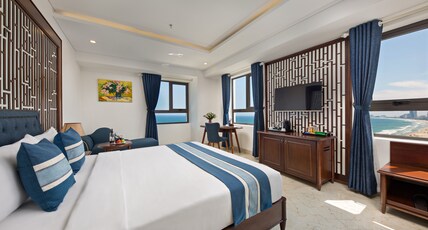 Eden Ocean View Danang Hotel Room Type - Deluxe Double Room with Sea View