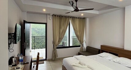 Natures Retreat Vagamon Room Type - Deluxe room with Balcony 1 Top Floor