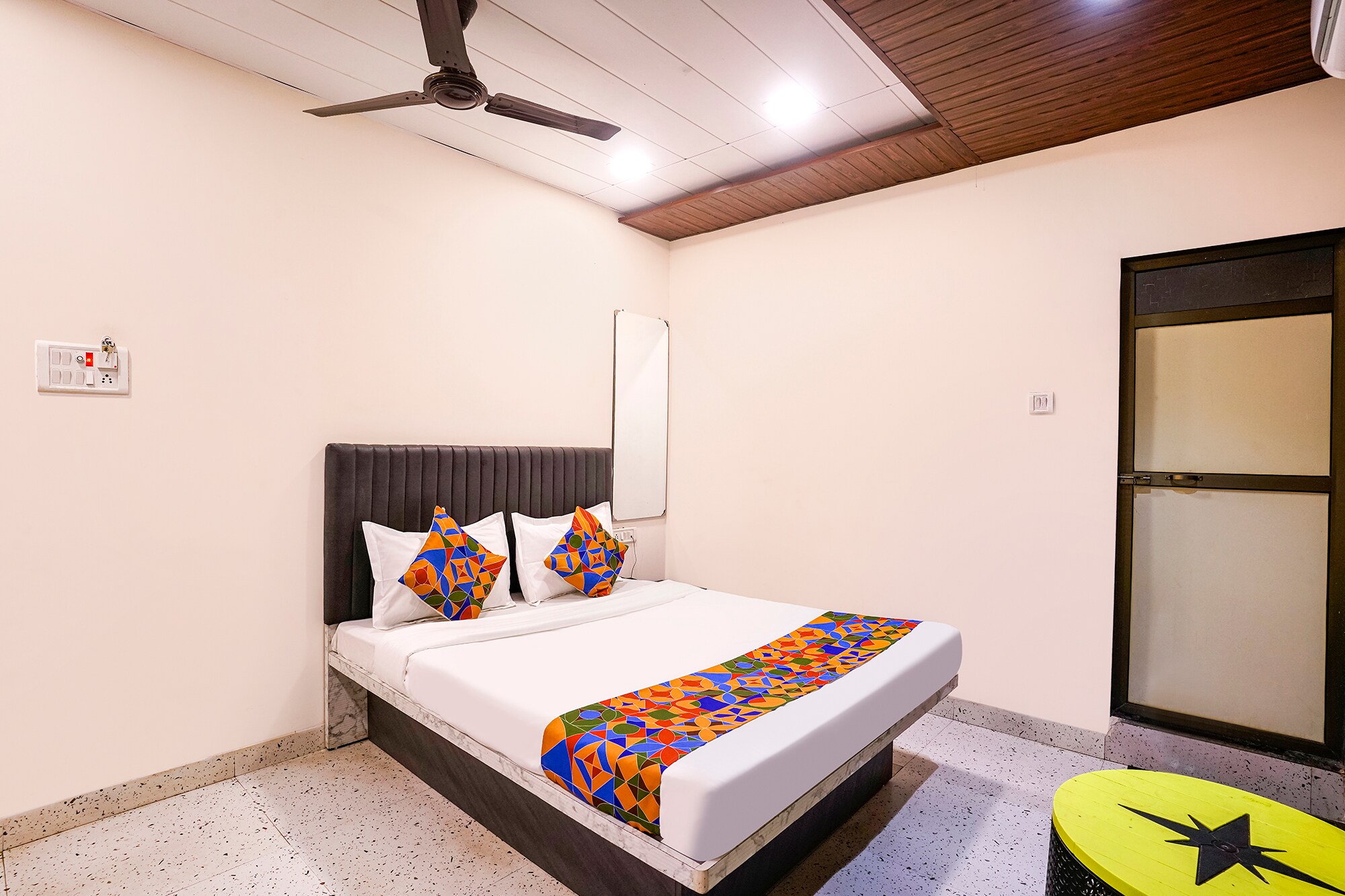 FabHotel Nilsa - Tap to explore photos