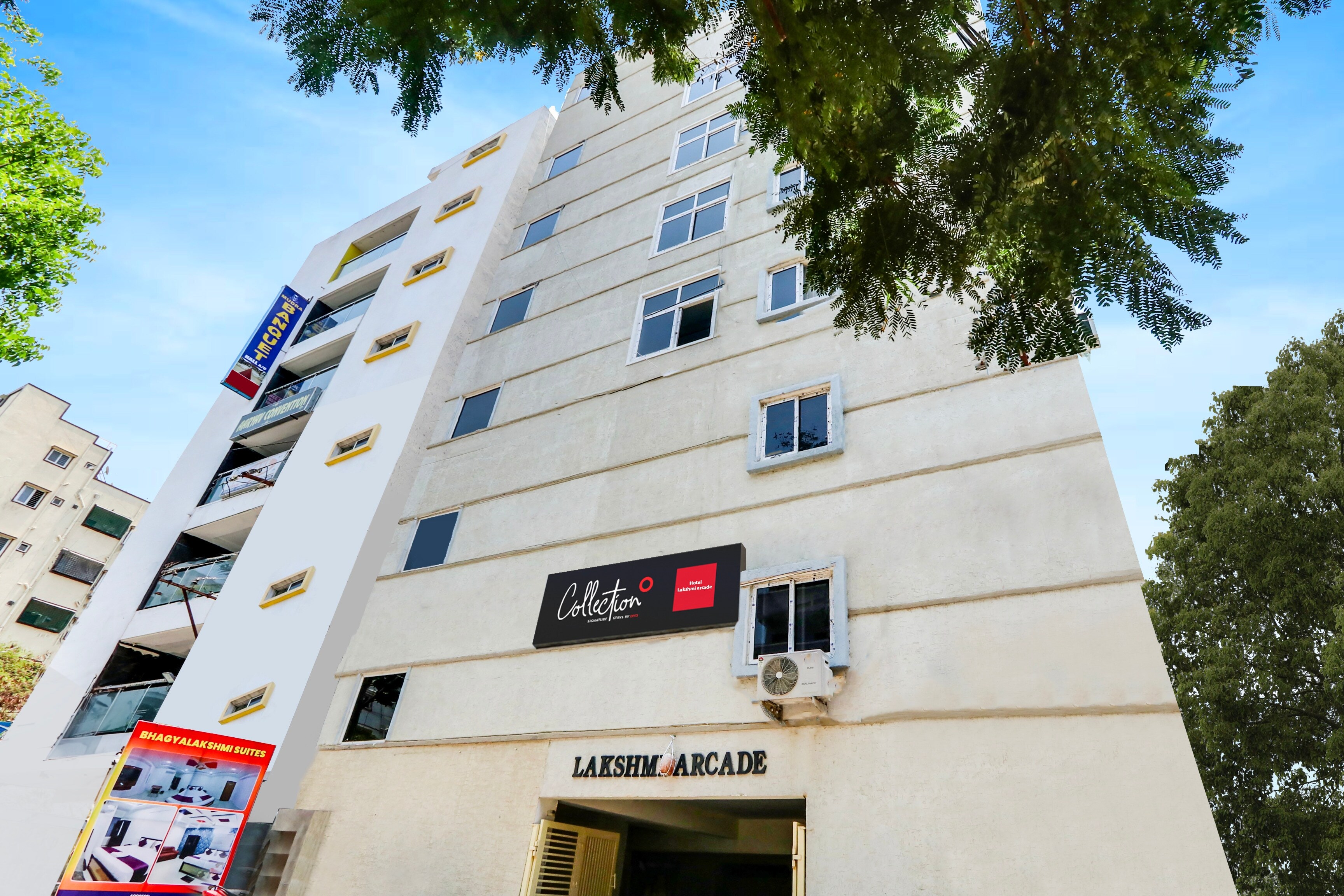 Super Collection O Bhagyalakshmi Suites - Tap to explore photos