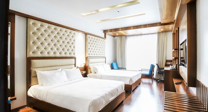 HOTEL PREETHI INTERNATIONAL Room Type - Club Room Two Queen Bed