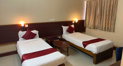 ASIAN INN Room Type - Deluxe Twin