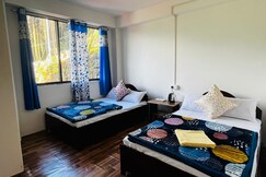 Phadamchen Silk Route -Tibet Home Stay