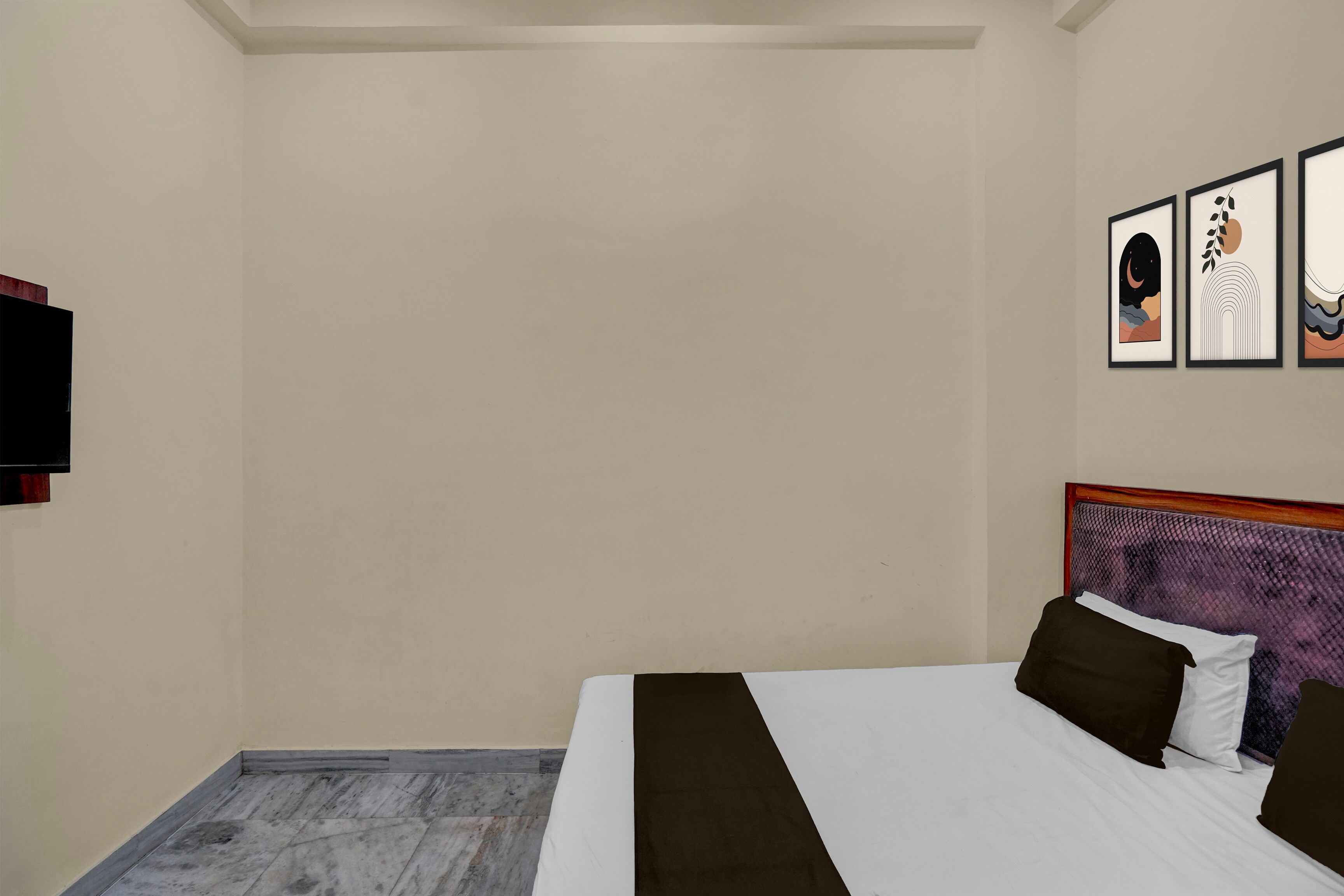 Hotel O Kavya Galaxy - Tap to explore photos