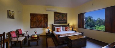 Courtyard House, Kanha