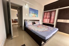 3Bhk Elite Retreat 2km from Airport -401