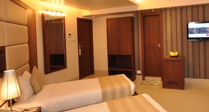 Hotel Kempton Room Type - Deluxe Room - Unlimited Free Wi-Fi