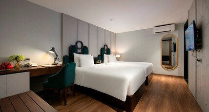 May De Ville Lakeside Hotel Room Type - Superior Without Window May De Ville Lakeside Hotel Room Type - Superior Without Window