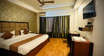 Hotel Park Residency - Spa and Bar Room Type - Suite Room