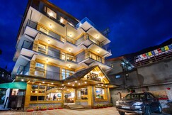 Hotel Himgiri -The Mall Road