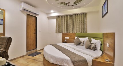 Hotel Red Rose Room Type - Deluxe Room