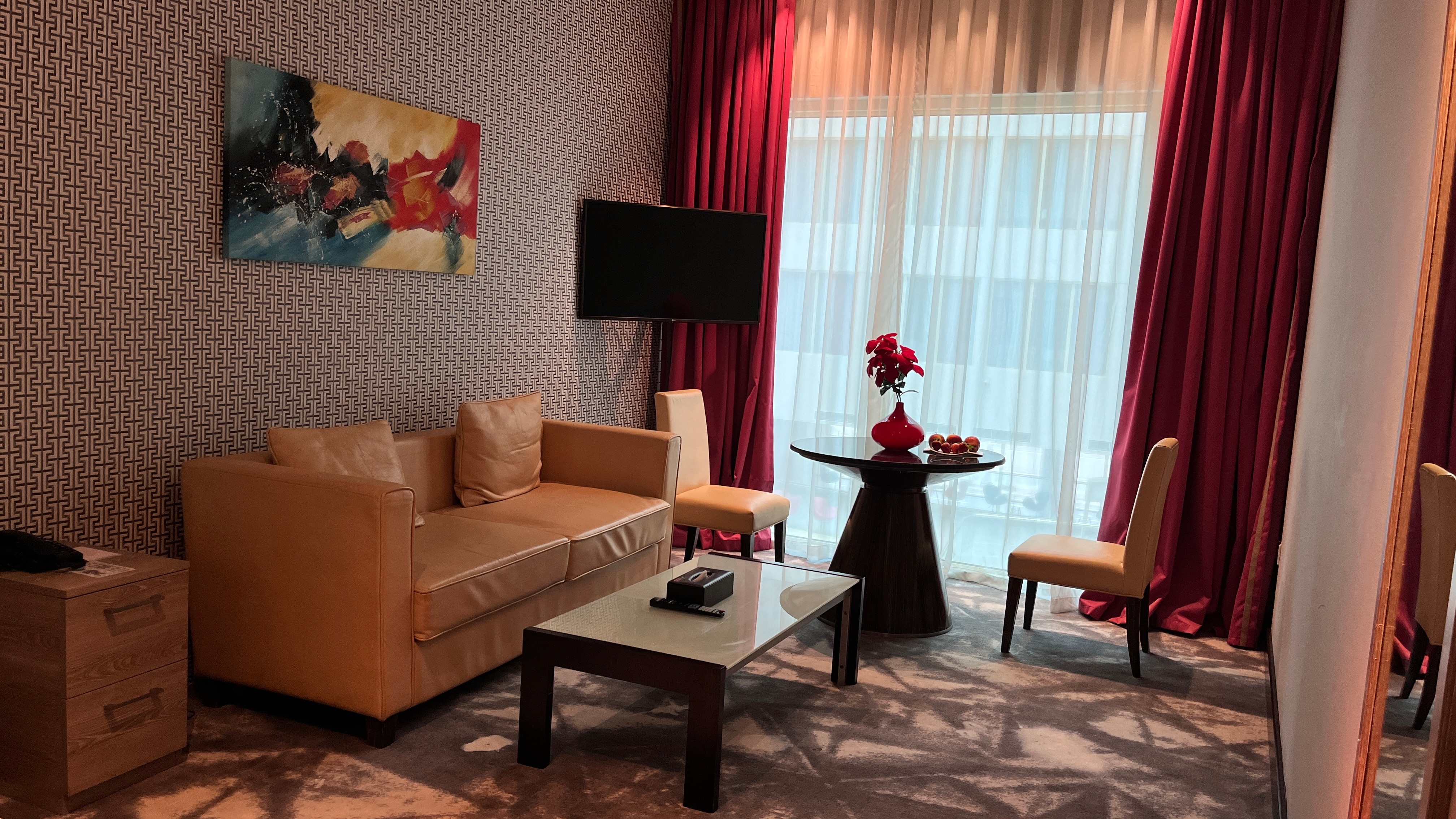 Fortune Atrium Hotel Bur Dubai - Tap to explore photos