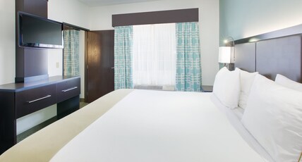 Holiday Inn Express Monticello, an IHG Hotel Room Type - 1 King 1 Bedroom Suite Sofa Bed