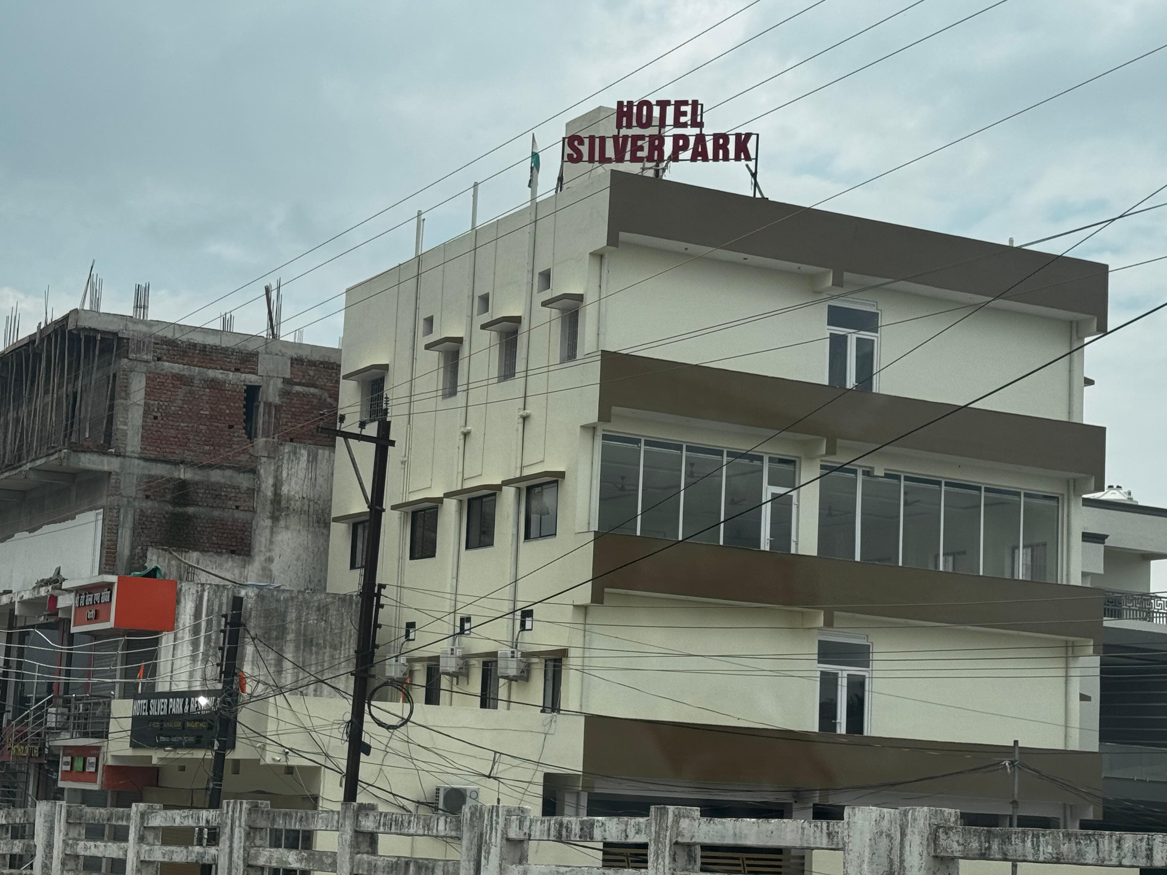 Hotel SilverPark and Restaurant - Tap to explore photos