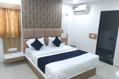 Hotel Bhavya Palace