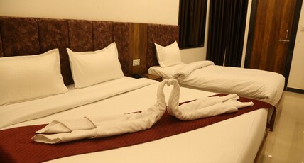 Mount Way Hotel & Restaurant Room Type - SUPER DELUXE ROOM