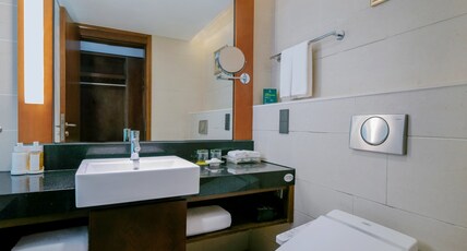Holiday Inn QINGDAO CITY CENTRE Room Type - Standard Room