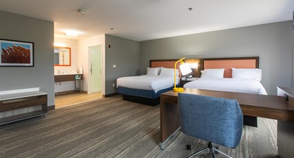Hampton Inn & Suites by Hilton Wilder Room Type - 2QN STUDIO SOFABED SHWR NS