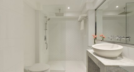 BelAire Bangkok Room Type - Tribeca Deluxe Two Queen Bed