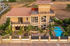 StayVista | Moonlit Hills 4 BHK Pool Villa