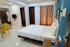 Ornate Apartment Hotel Hinjewadi