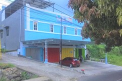 OYO 93169 Bnb Homestay