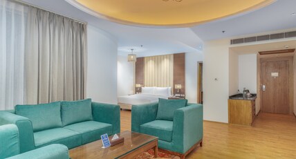 Sarovar Premiere Srinagar Room Type - Junior Suite - 1 Double Bed